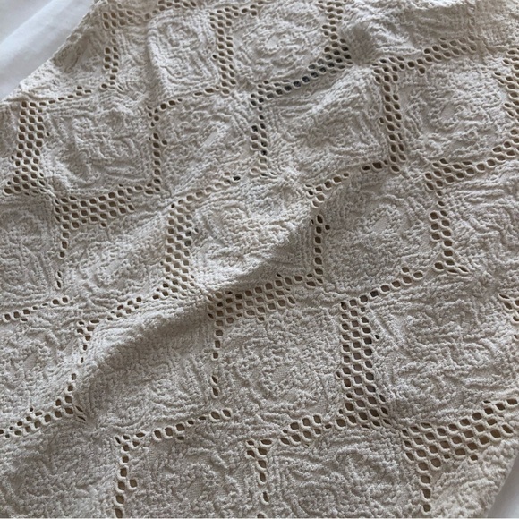 NWT Zara cream seamless mesh/lace pattern bodysuit. Size XS. - Picture 5 of 7